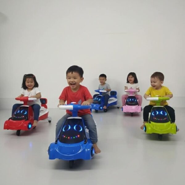 سيارة أطفال سحرية